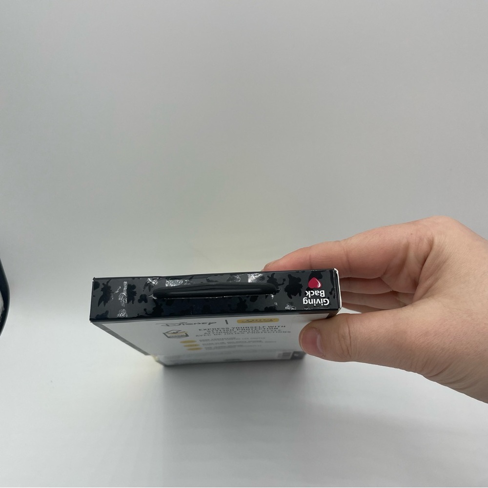 Otter box Disney NWOT - Picture 3 of 6